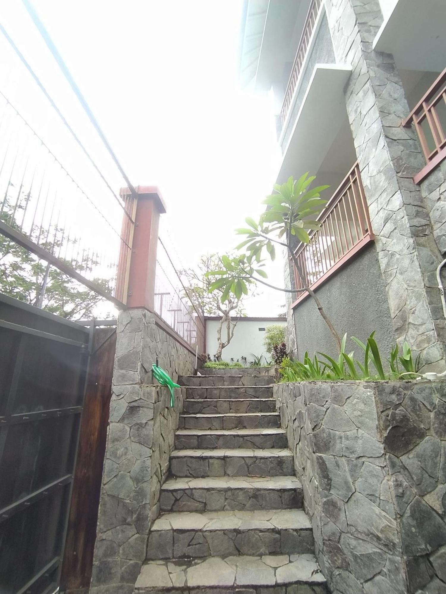 Villa Padasuka Raisa By Grorental Bandung Exterior foto